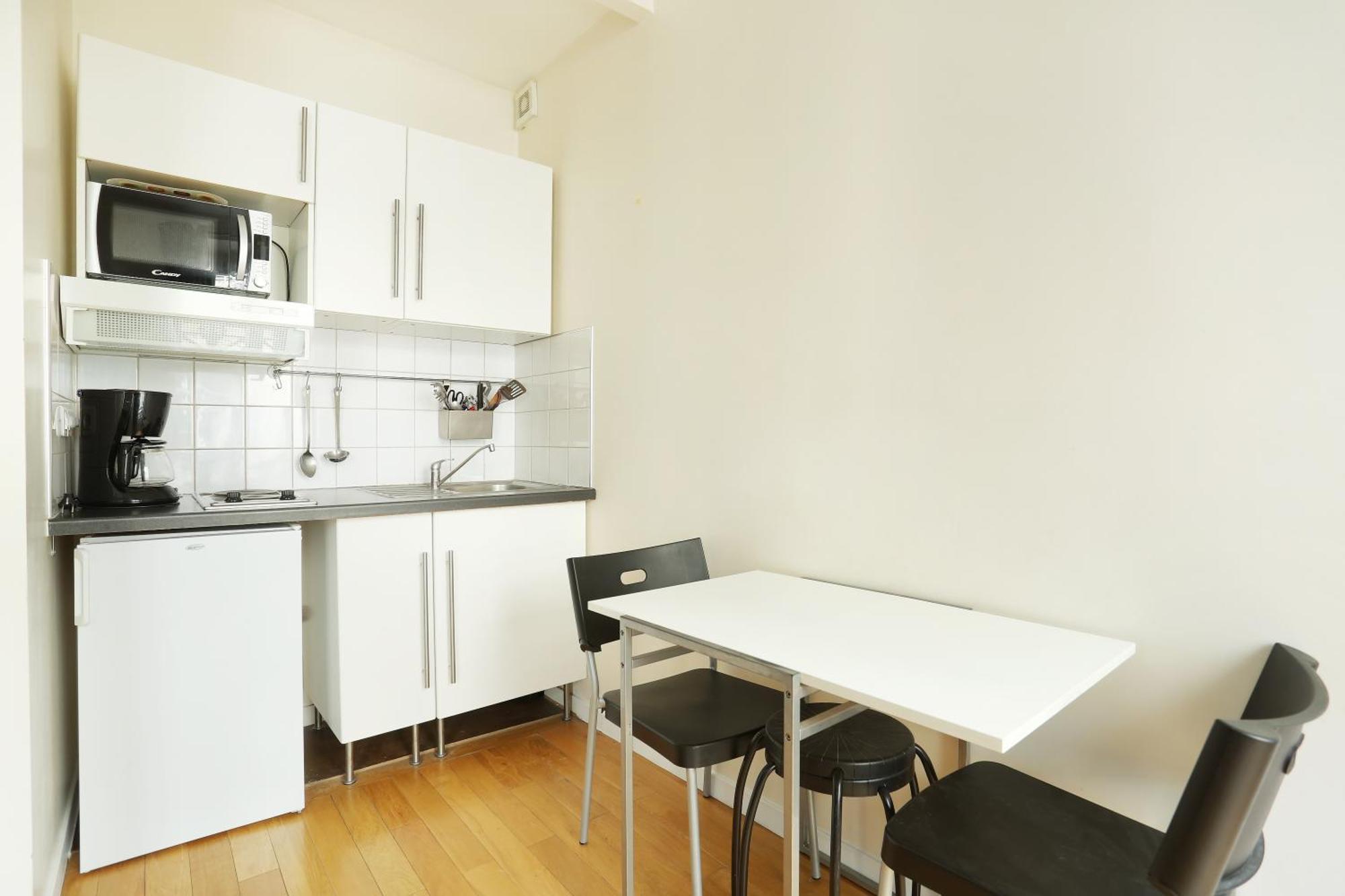 Pick A Flat'S Apartments In Batignolles - Rue Biot Párizs Kültér fotó