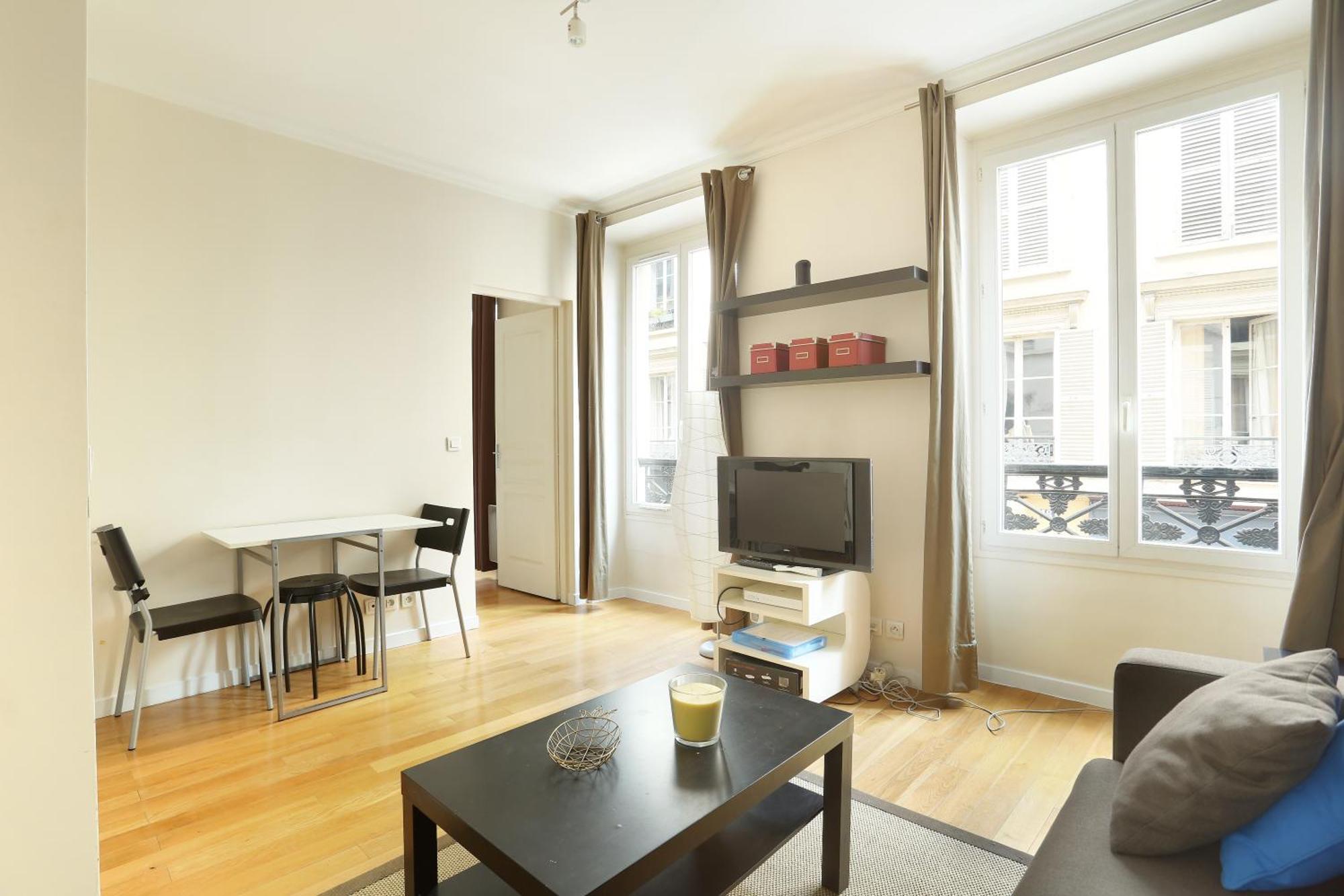 Pick A Flat'S Apartments In Batignolles - Rue Biot Párizs Kültér fotó