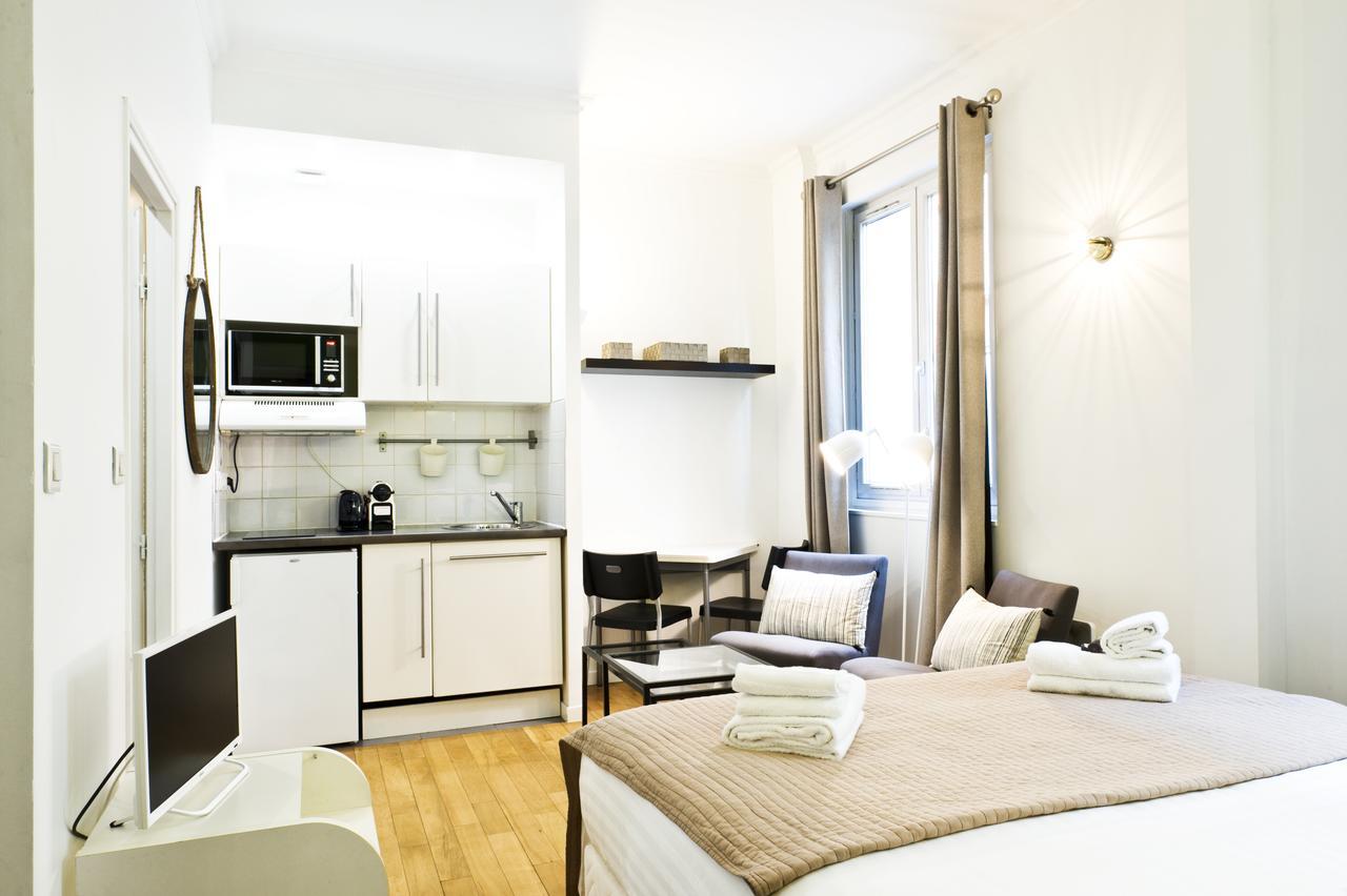 Pick A Flat'S Apartments In Batignolles - Rue Biot Párizs Kültér fotó