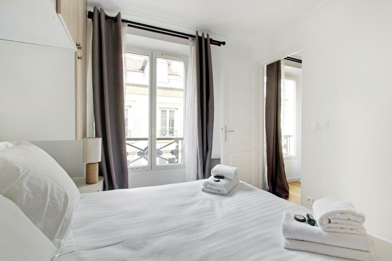 Pick A Flat'S Apartments In Batignolles - Rue Biot Párizs Kültér fotó