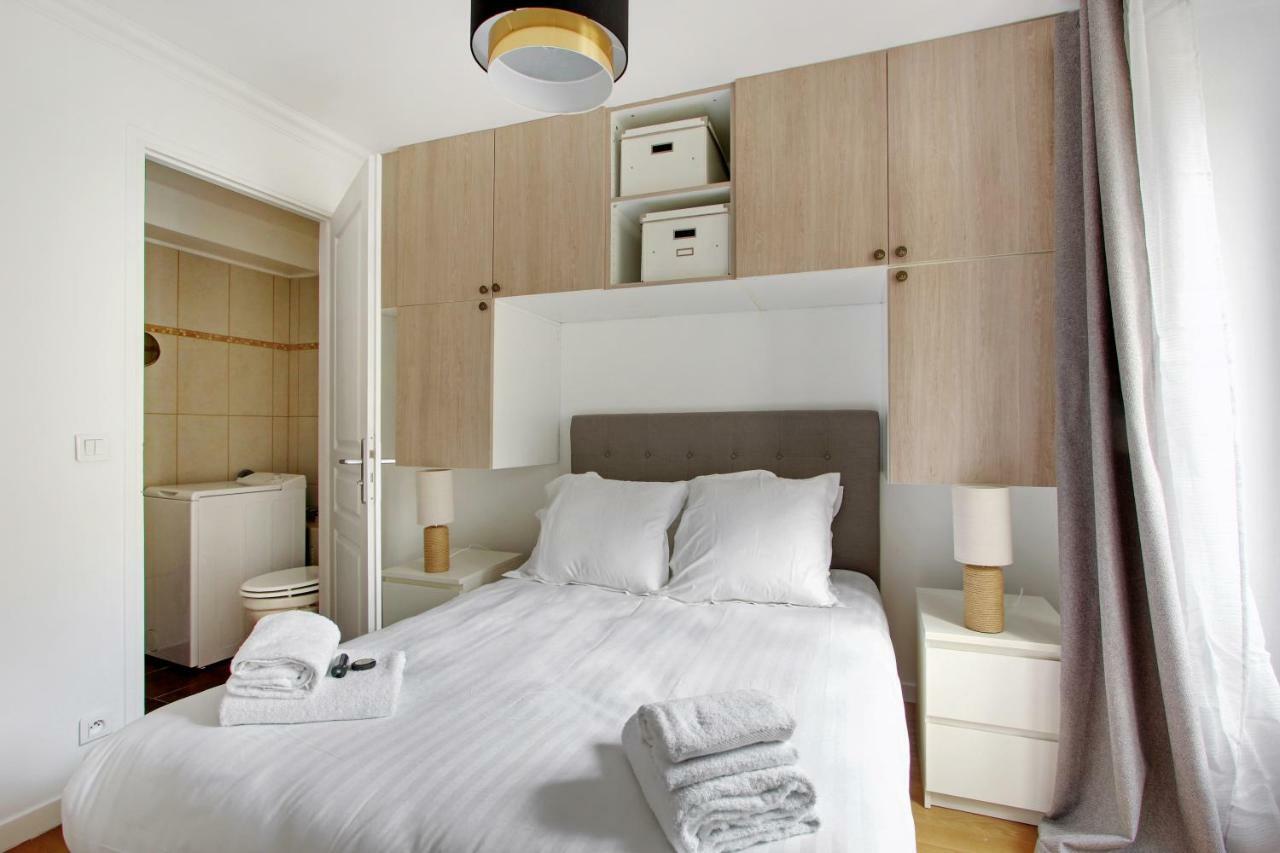 Pick A Flat'S Apartments In Batignolles - Rue Biot Párizs Kültér fotó