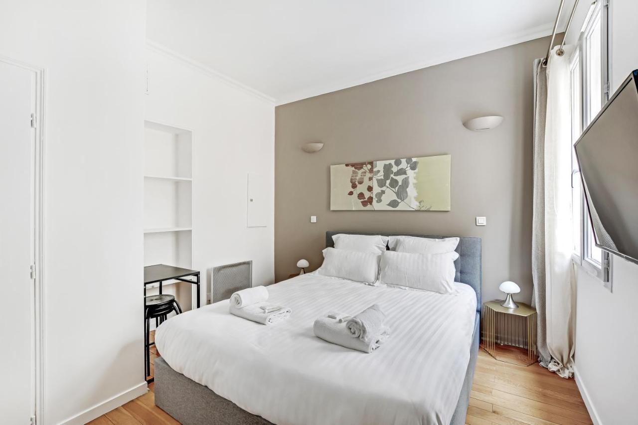 Pick A Flat'S Apartments In Batignolles - Rue Biot Párizs Kültér fotó