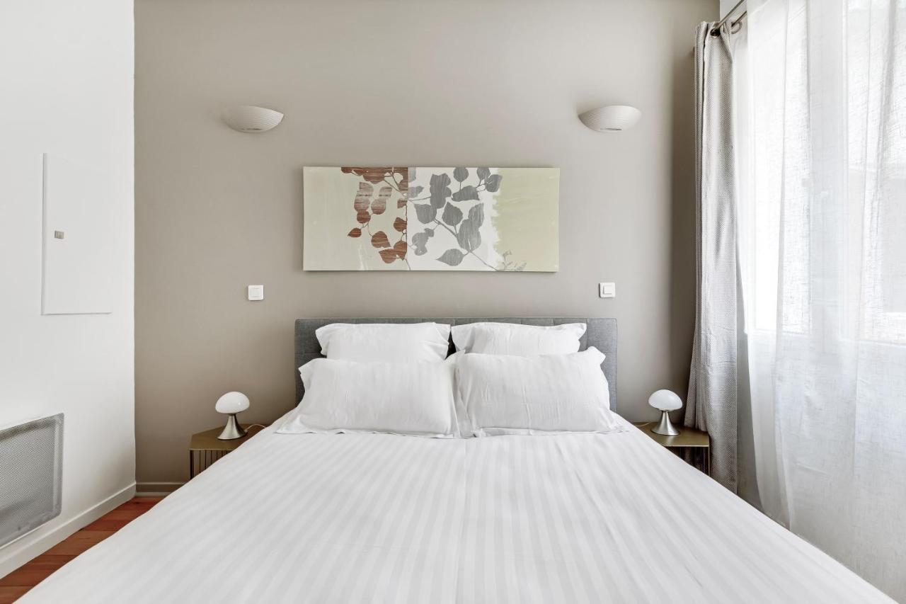 Pick A Flat'S Apartments In Batignolles - Rue Biot Párizs Kültér fotó